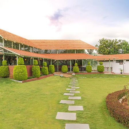 Fiestaa Resort N Events Venue Devanahalli Exterior photo