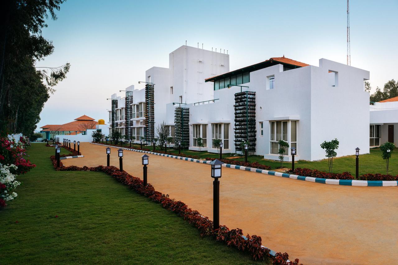 Fiestaa Resort N Events Venue Devanahalli Exterior photo