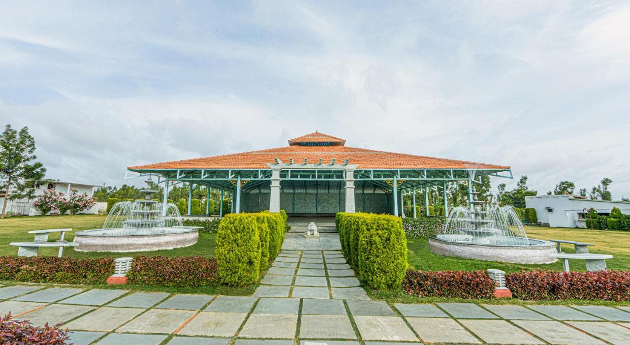 Fiestaa Resort N Events Venue Devanahalli Exterior photo